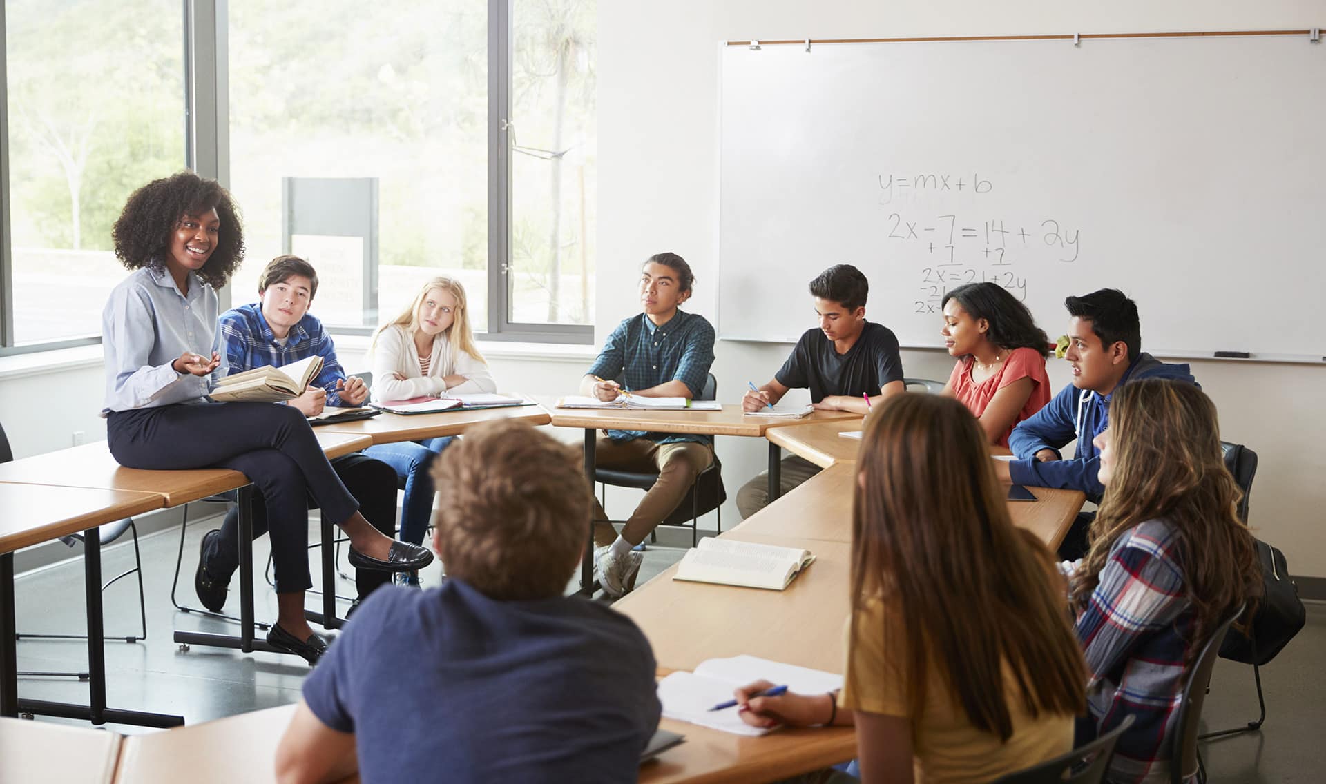 teacher-with-pupils-1